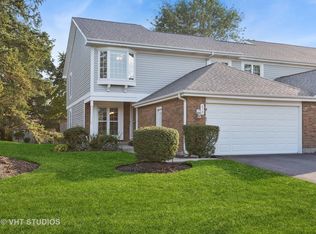 879 Barlina Rd, Crystal Lake, IL 60014