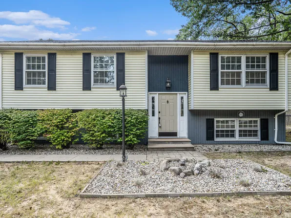 55772 Western Ave, Mattawan, MI 49071