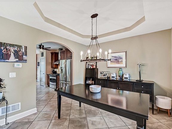 5th image of 6455 Woodhawk Dr