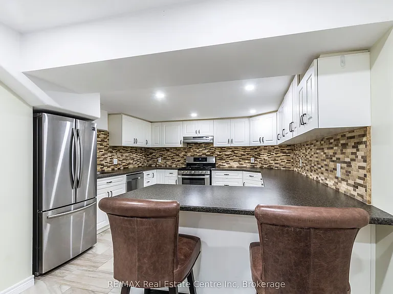 79 Woodland Glen Dr — Photo 6