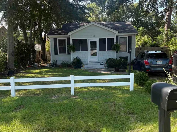 317 E Winthrop Ave, Perdido Key, FL 32507