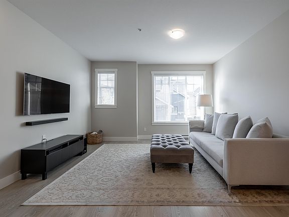 4th image of 20498 82nd Ave #91