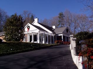 268 Brookwood Dr, Franklin, NC 28734