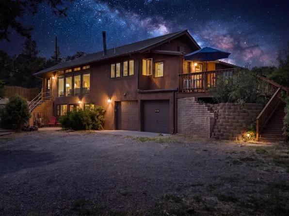 76 Raven Rd, Tijeras, NM 87059