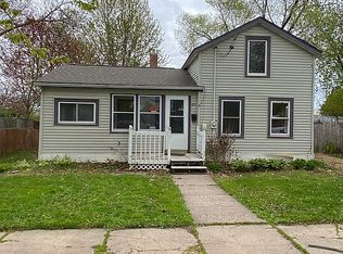809 S Garden St, Lake City, MN 55041