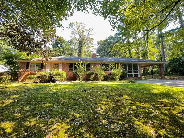 302 Crest Cir S, Jasper, AL 35501