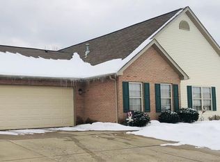 1081 Timberwood Dr, Beaver Falls, PA