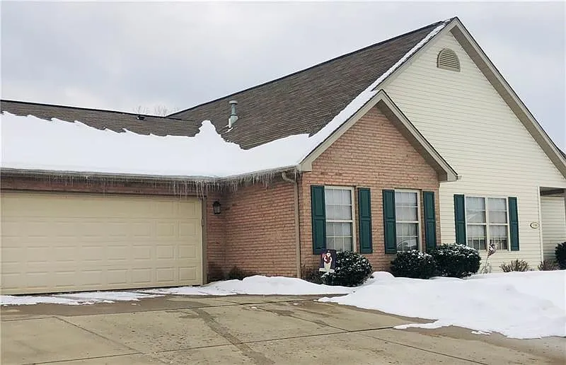 1081 Timberwood Dr photo 1