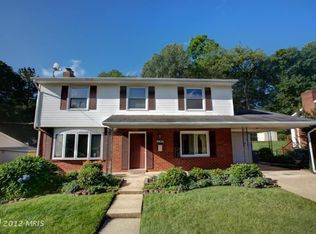 3826 Gallows Rd, Annandale, VA 22003