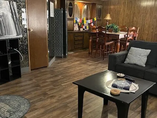 5264 S Encino St E, Salt Lake City, UT 84117