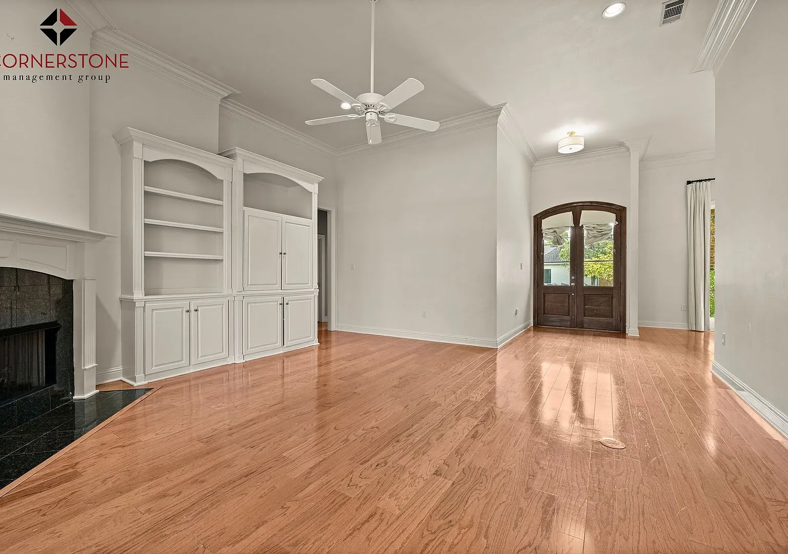 Located Off Of Airline By Industriplex! 4 Bedroom, 3 Bathroom! — Photo 4