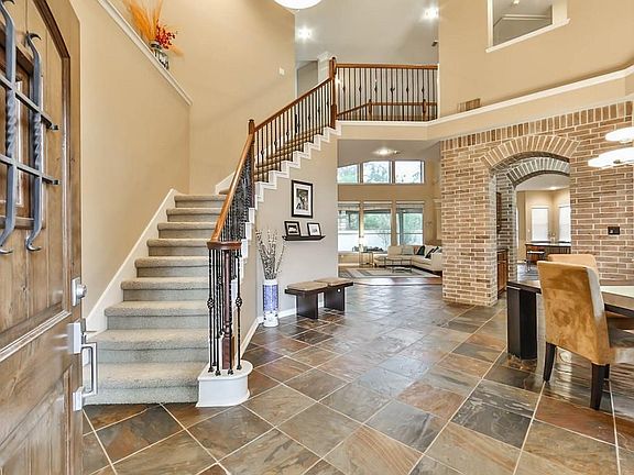 3rd image of 14031 Sherburn Manor Dr