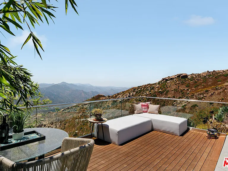 231 Loma Metisse Rd — Photo 31