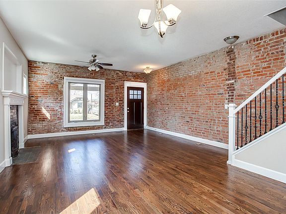 5th image of 2058 N Vine St