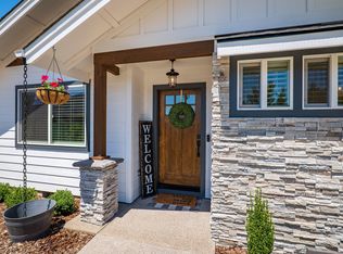 1004 SW Princeton Pl, Grants Pass, OR
