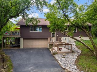 N3153 Center St, Lake Geneva, WI 53147