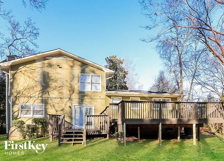 3862 Herren Dr SW — Photo 15