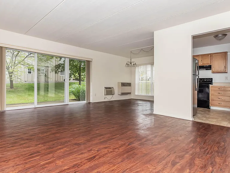 2250 N Triphammer Rd — Photo 28