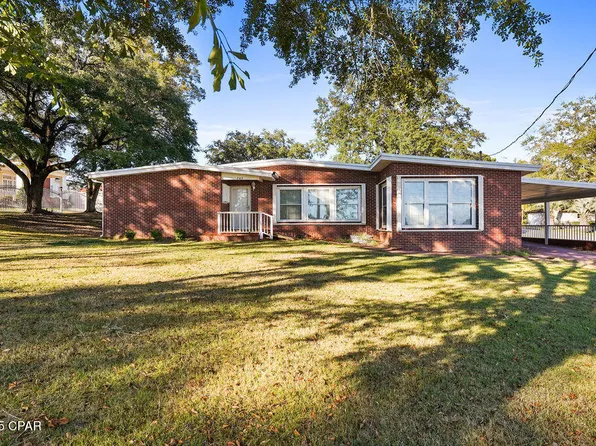 203 W Kansas Ave, Bonifay, FL 32425