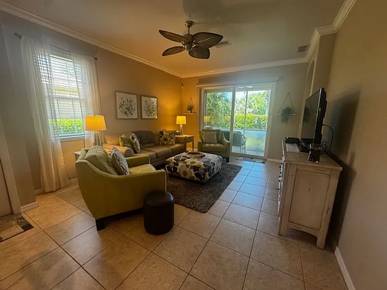 7850 Lake Sawgrass Loop #4111 — Photo 4