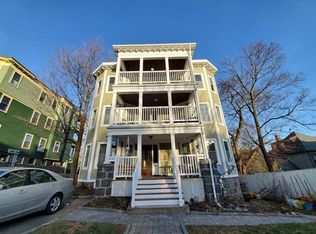 9 Alban St APT 3, Dorchester Center, MA 02124