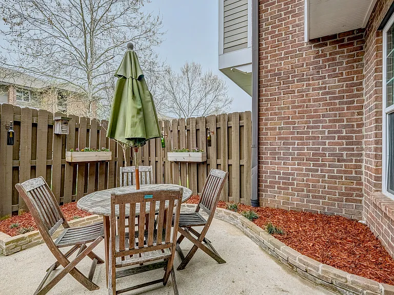 2310 Elliott Ave #502 — Photo 42