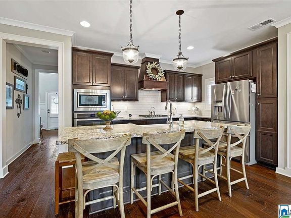 3rd image of 8224 Caldwell Dr