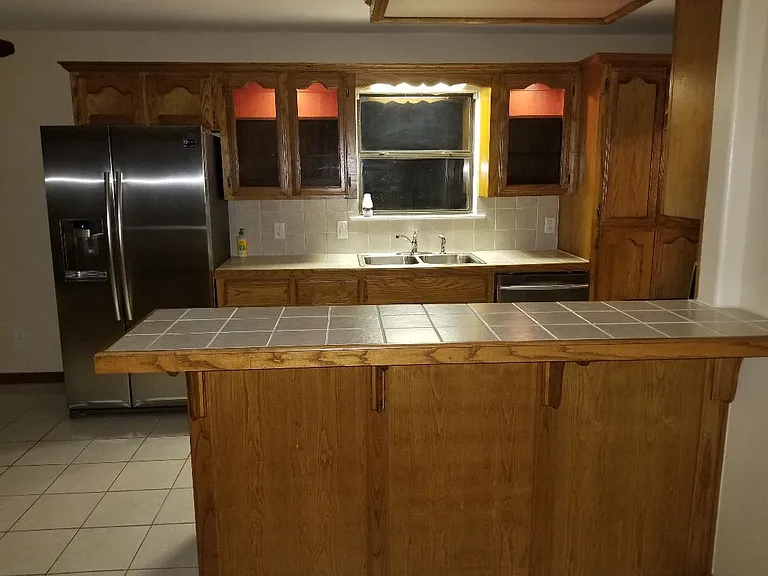 1116 Las Palmas Cir — Photo 2