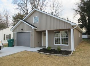 512 N Vine St, Winchester, TN 37398