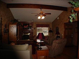 4th image of 1308 Viola Dr