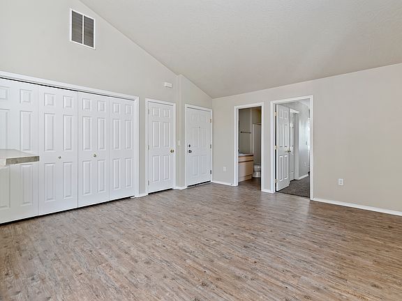 3rd image of 6257 W Douglas St APT 201