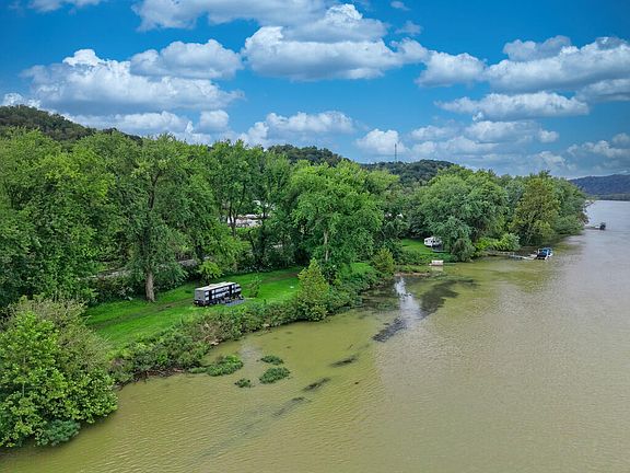 3rd image of 0 Friendly WV Riverlot