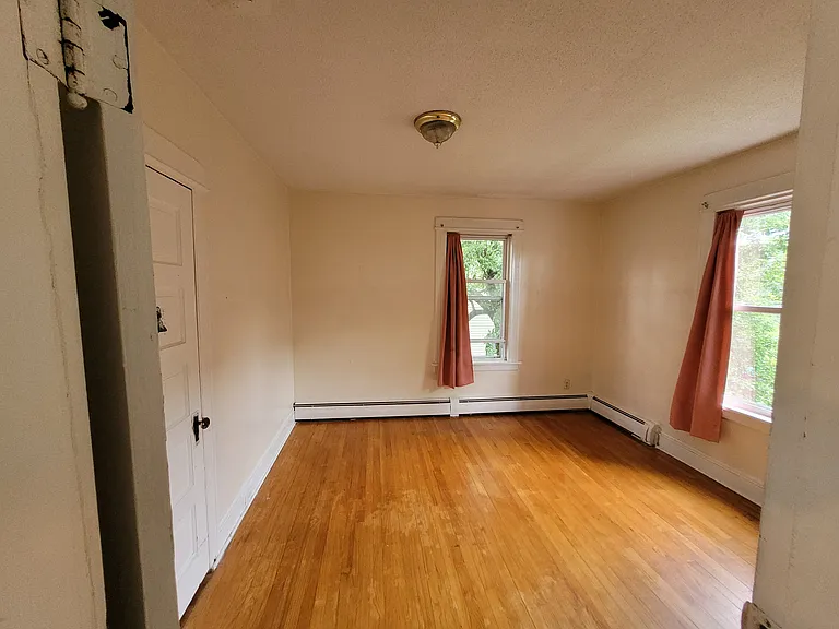 Rear Bedroom (opposite the bathroom)