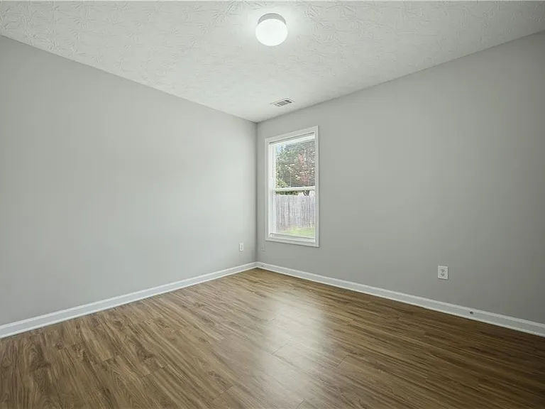 1002 Pine Isle Ct — Photo 5