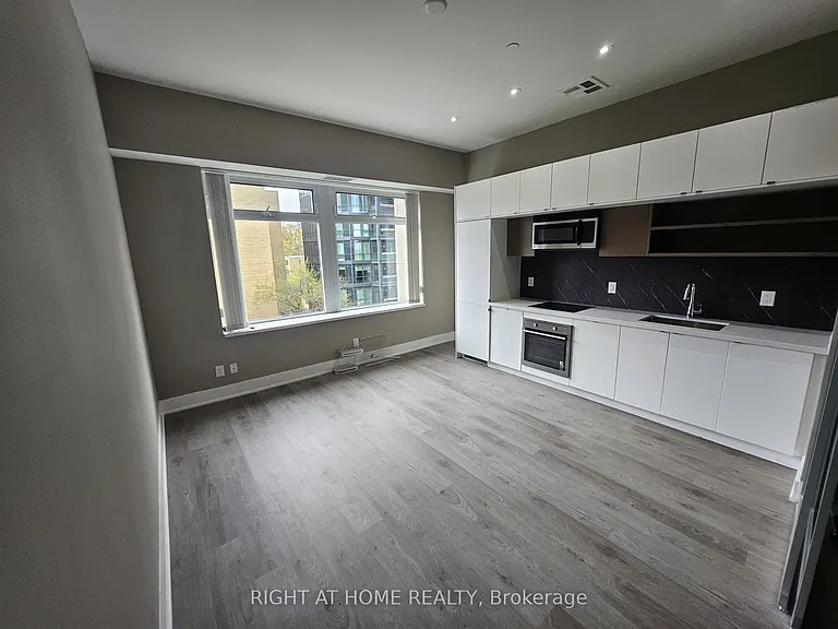 111 Saint Clair Ave W #426 — Photo 19