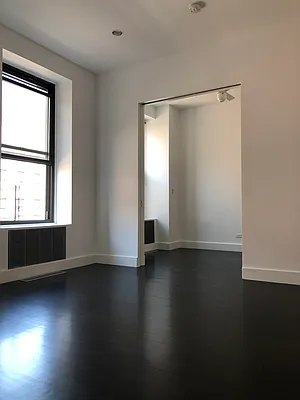 Rented by REAL New York | media 9