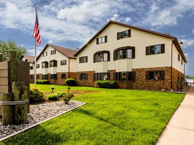 5519 Paw Paw Lake Rd APT 12, Coloma, MI, 49038