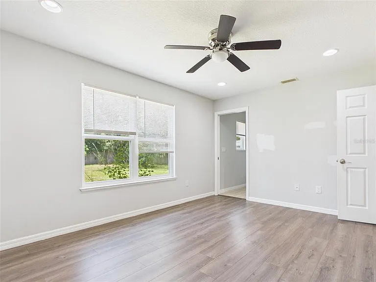 4309 SW 143rd Lane Rd — Photo 16