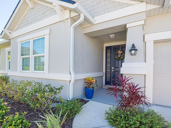 3rd image of 55 Estero Ct
