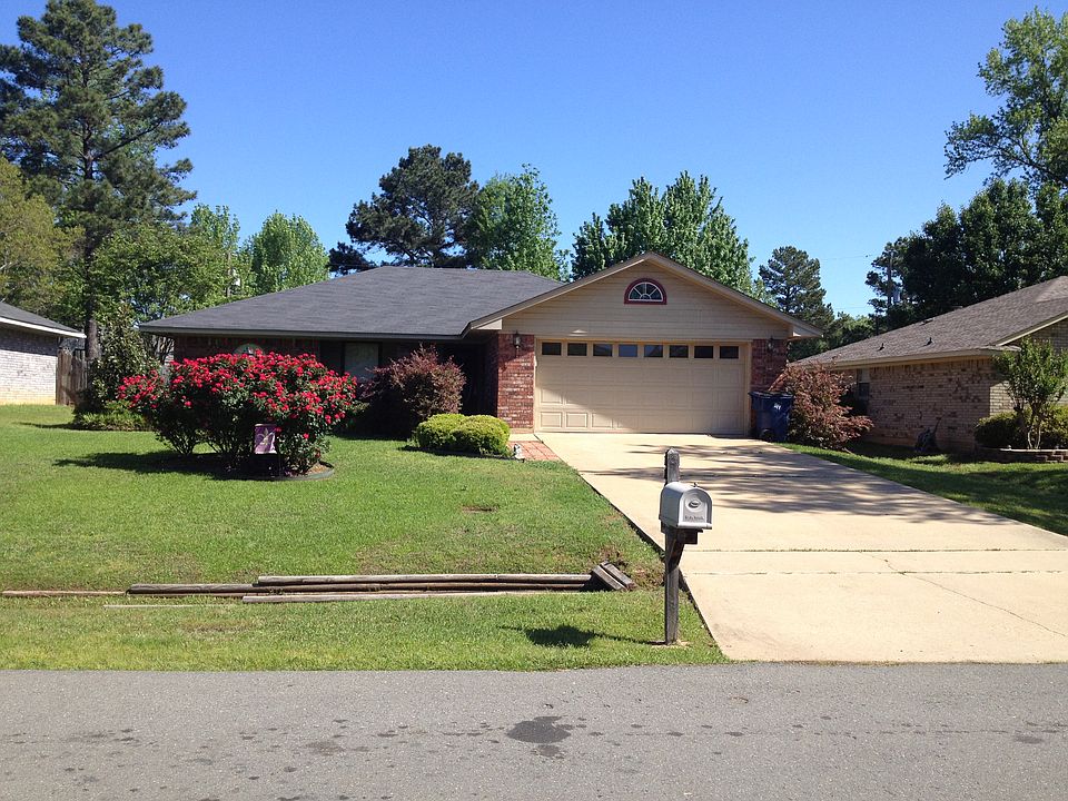 2nd image of 114 Ragan Ln