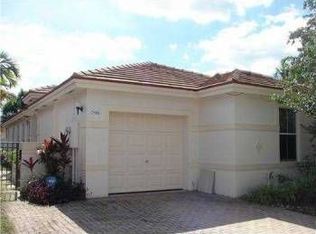 7566 NW 1st Pl, Plantation, FL 33317