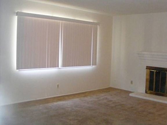 Living Room w/Fireplace