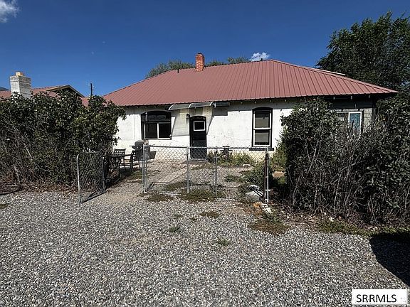 2nd image of 803 McPherson St