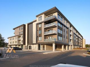 14400 Tecumseh Rd E #305, Tecumseh, ON N8N0E9