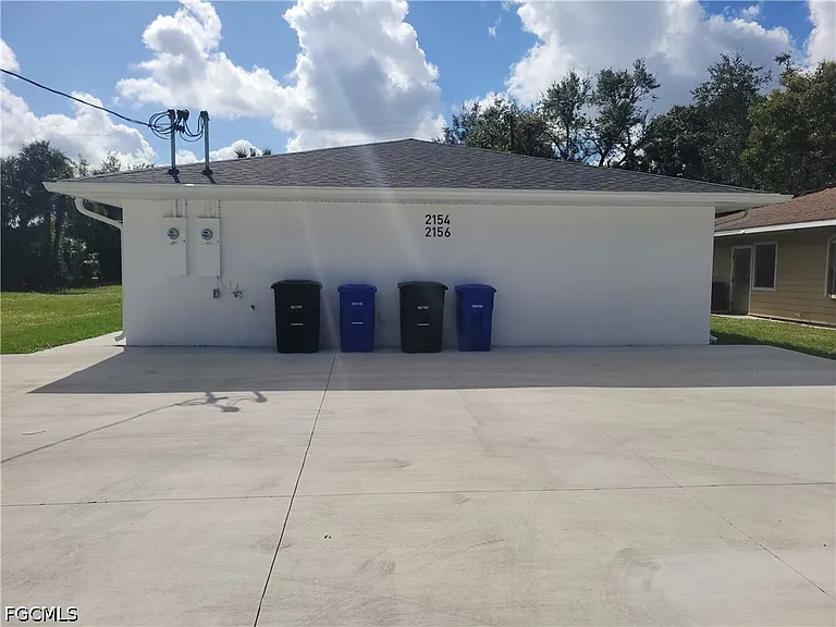 2156 Edison Ave — Photo 15
