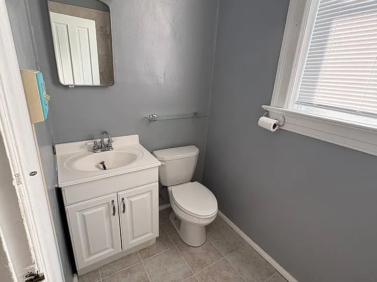 4440B Gibson Ave — Photo 5