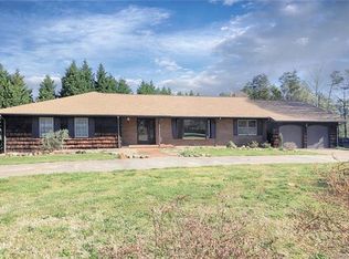 153 La Rue Cir, Statesville, NC 28625