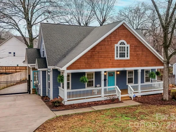 2711 Clemson Ave, Charlotte, NC 28205