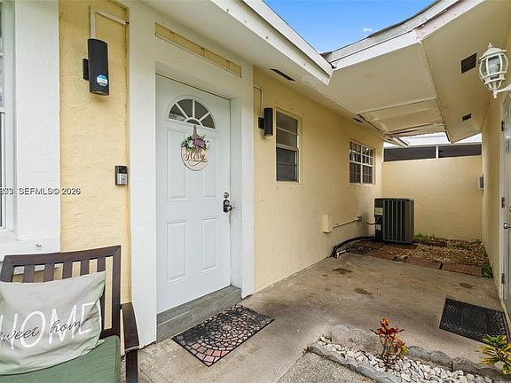 3rd image of 1366 Osprey Ct