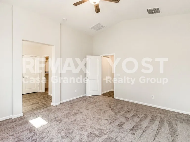 803 W Jardin Dr — Photo 8